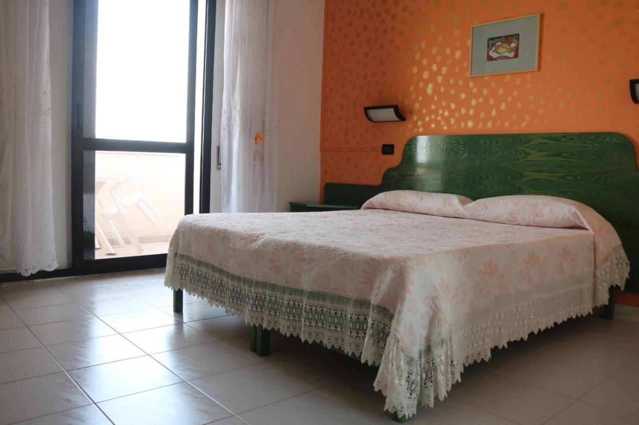 Hotel Mater Mediterranea Senorbi Bagian luar foto