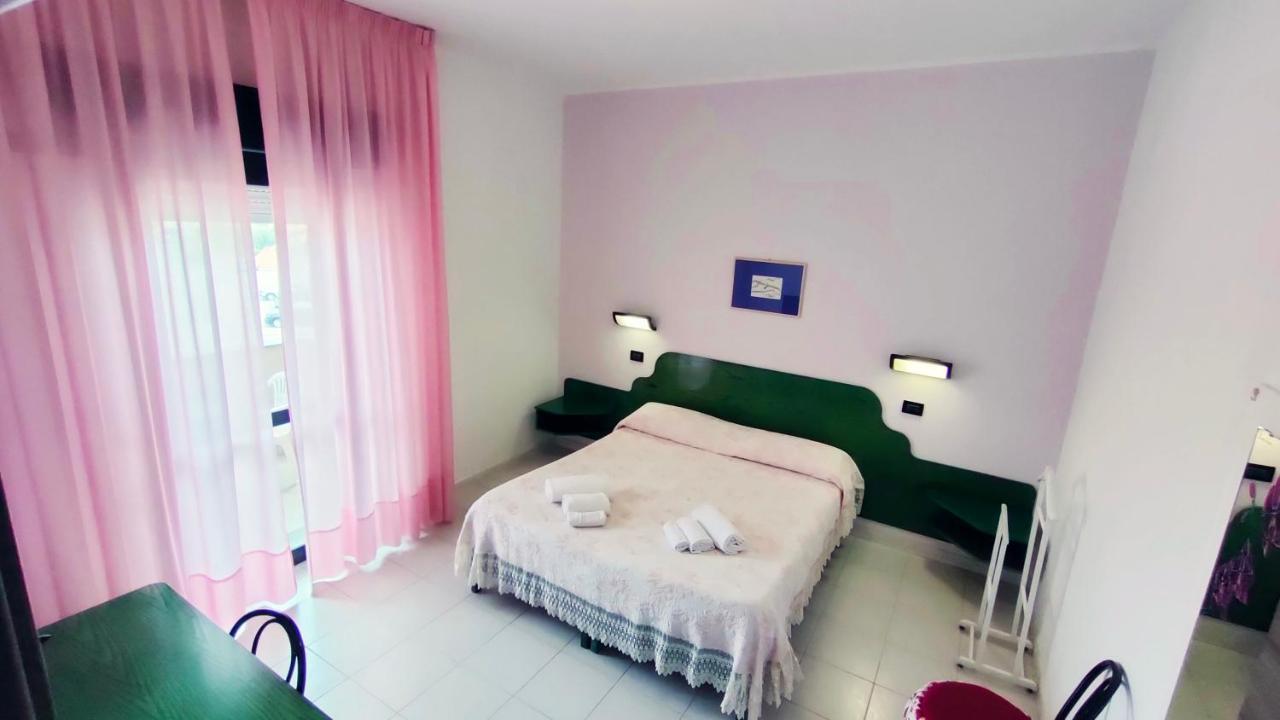 Hotel Mater Mediterranea Senorbi Bagian luar foto
