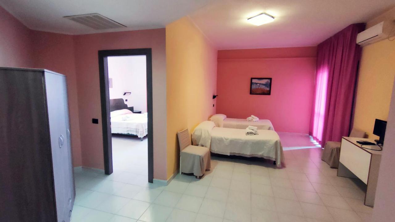 Hotel Mater Mediterranea Senorbi Bagian luar foto
