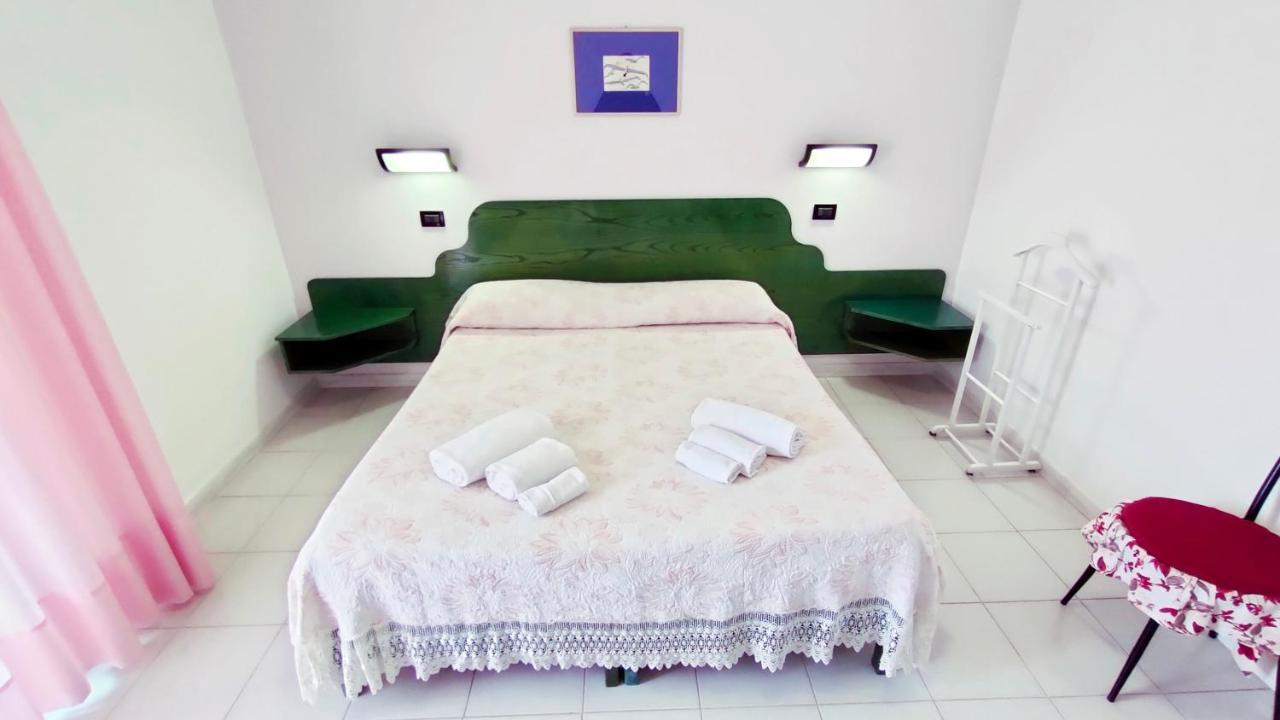 Hotel Mater Mediterranea Senorbi Bagian luar foto